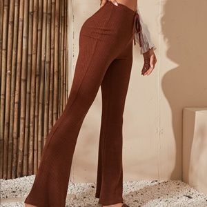 Flare leg knit pants